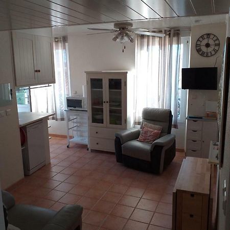 Albasud - Appartement Meuble Avec Terrasse - Salses Le Chateau 66 Zewnętrze zdjęcie
